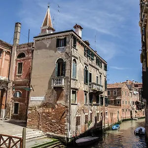  Apartment Le Sorelle Italy
